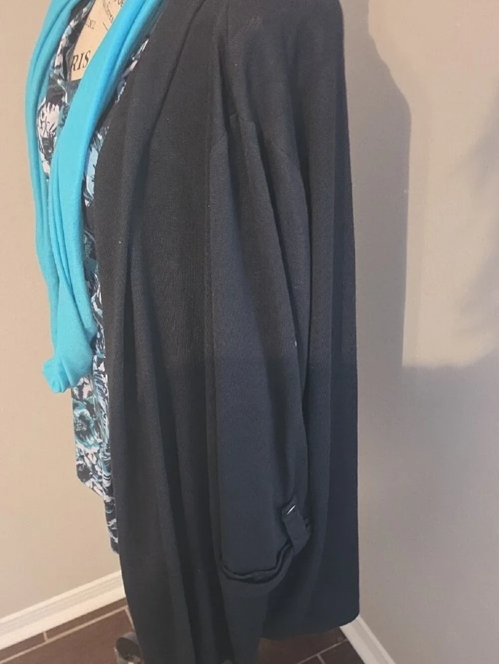 Women's White Stag Turquoise Infinity Scarf, Cardigan, Shell Plus Size 4X